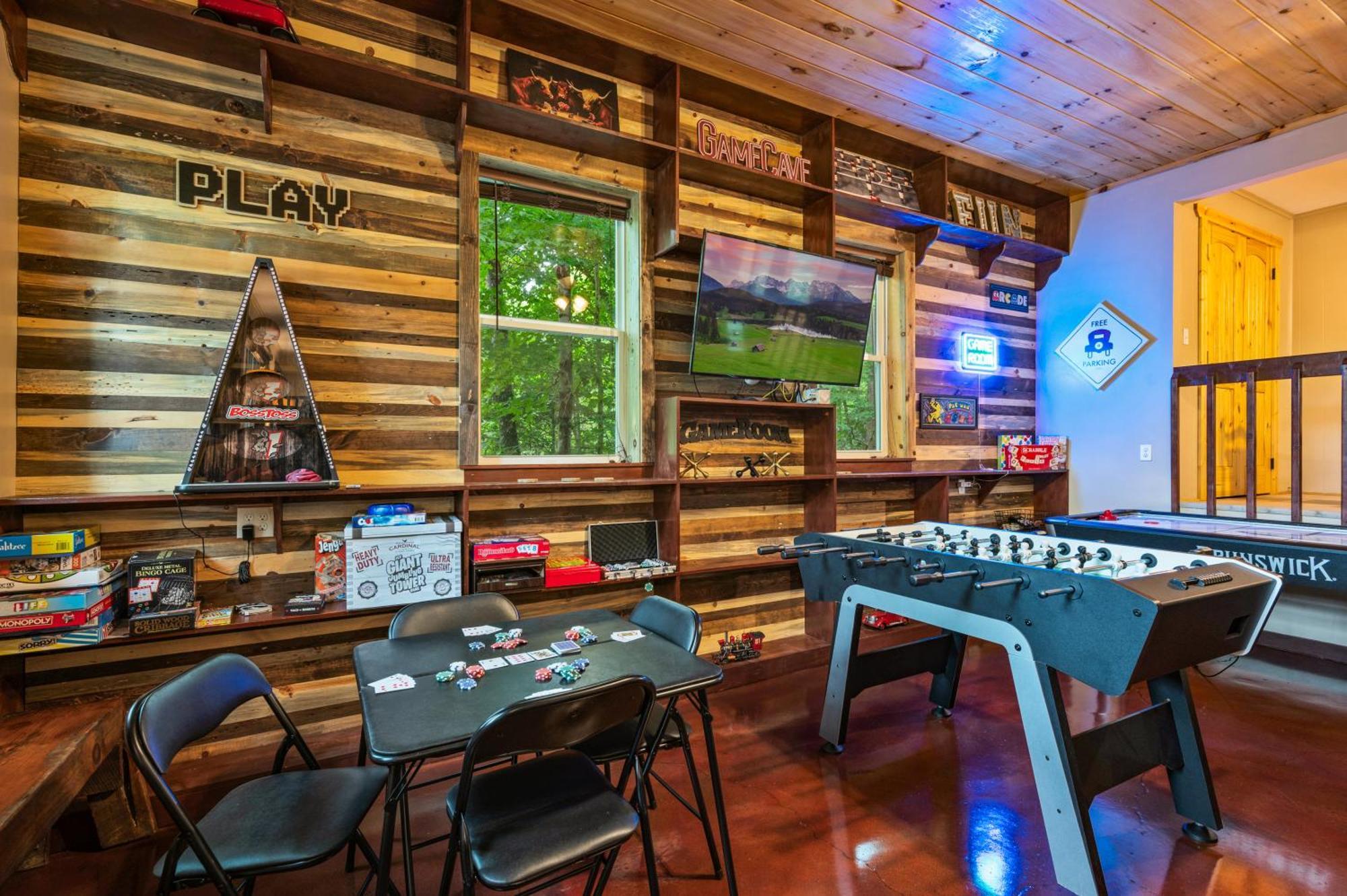 Beautiful Chalet With Fireplace And Large Game Room Gatlinburg Bagian luar foto